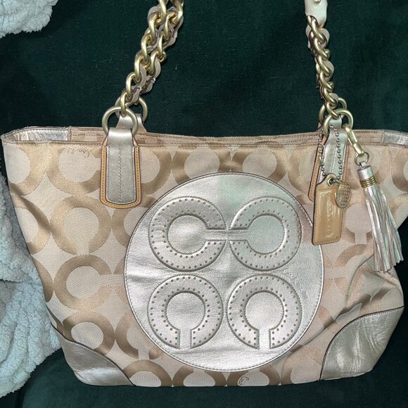 Coach Legacy or Optic Signature Collection series. - Picture 8 of 16